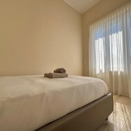Apartment - Corso Garibaldi - *