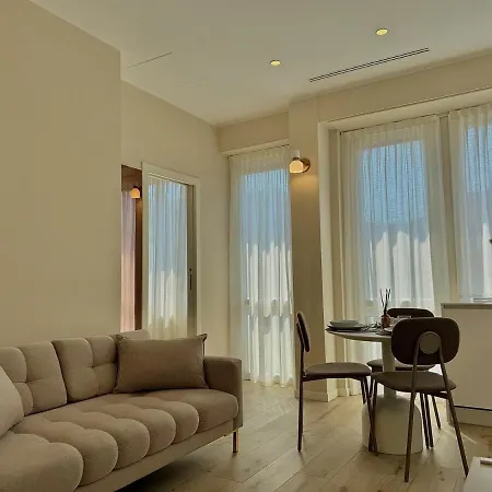 Apartment - Corso Garibaldi - *