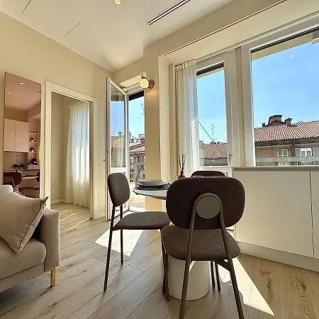 - Corso Garibaldi - Daire