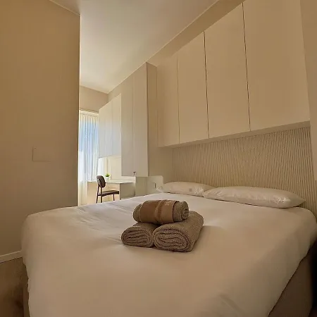 - Corso Garibaldi - Apartament